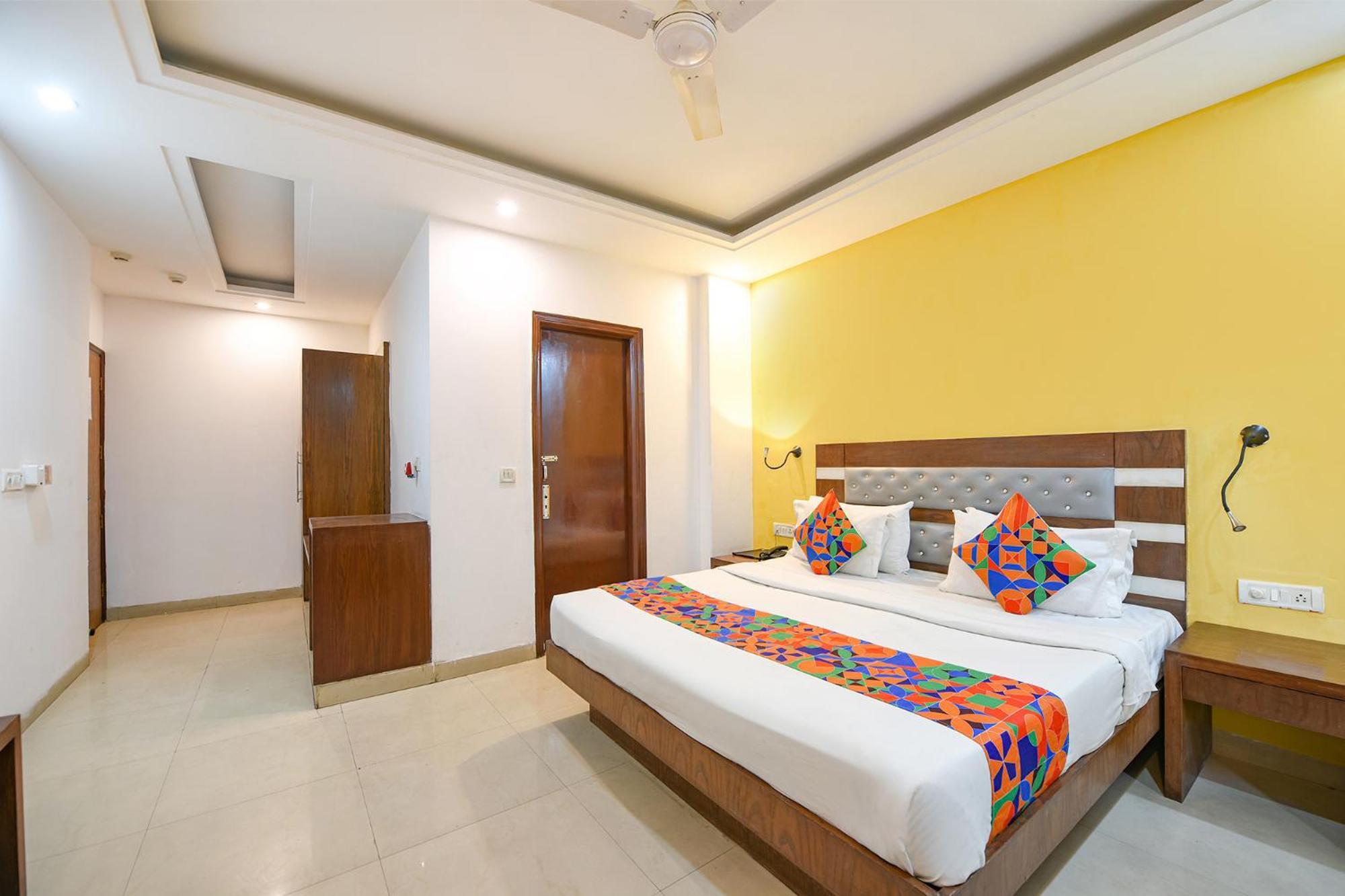 Fabhotel The Kings Plaza Nuova Delhi Esterno foto