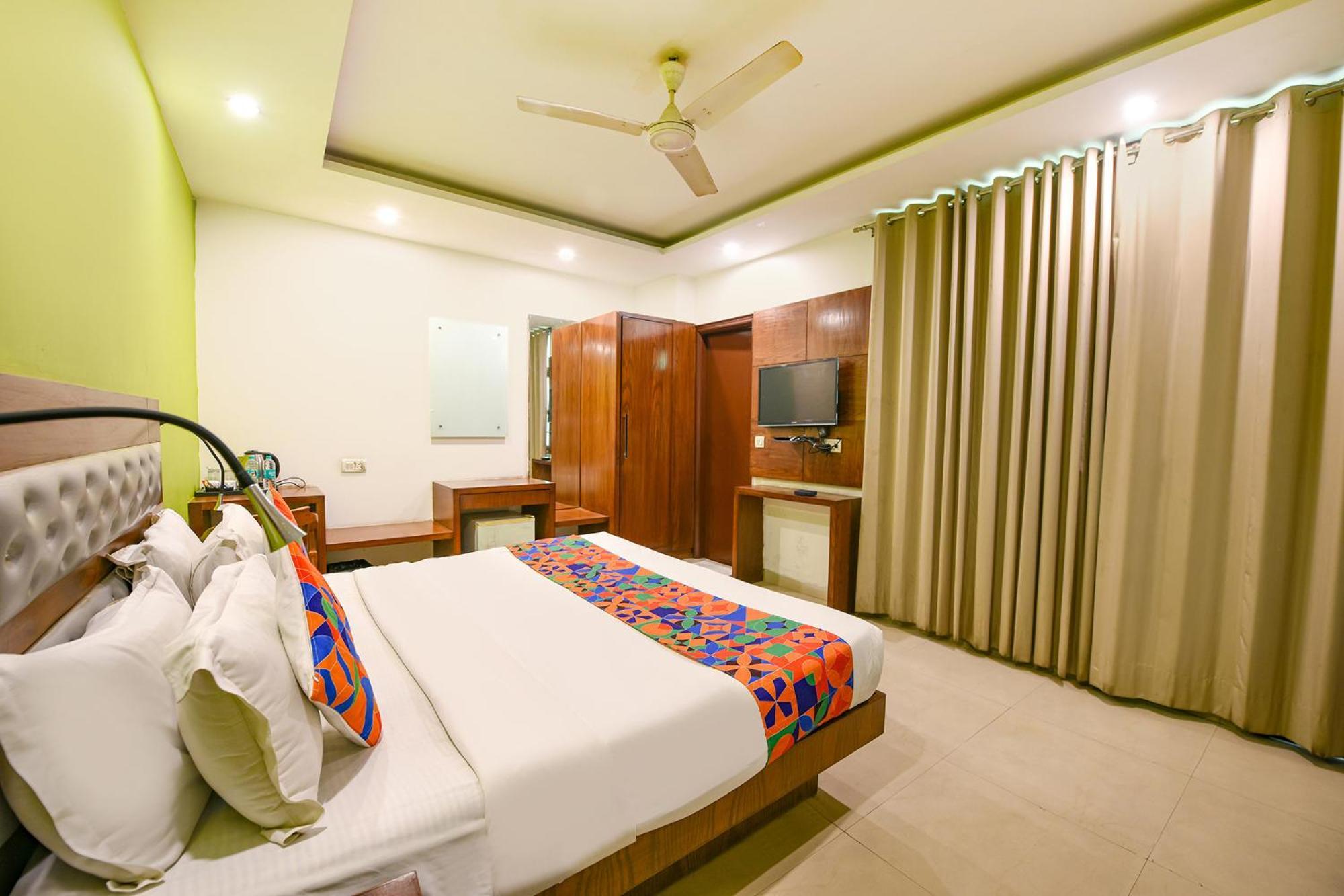 Fabhotel The Kings Plaza Nuova Delhi Esterno foto