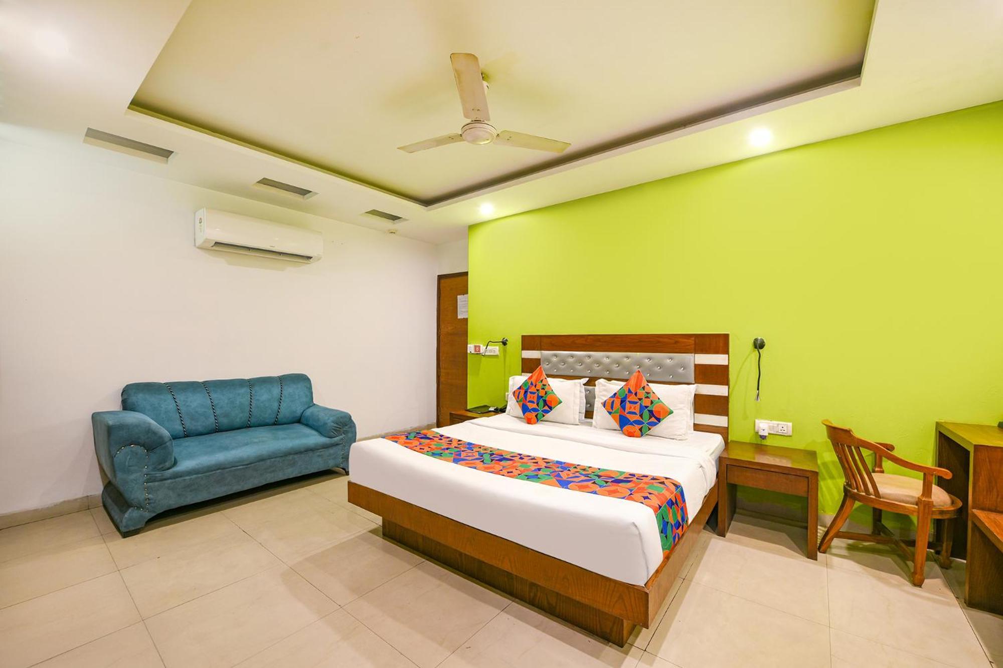 Fabhotel The Kings Plaza Nuova Delhi Esterno foto